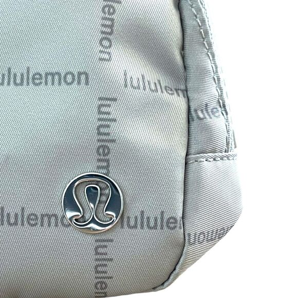 Lululemon Everywhere Belt Bag 1L Wordmark Raw Linen Beige NWT Silver Hardware - Picture 2 of 8